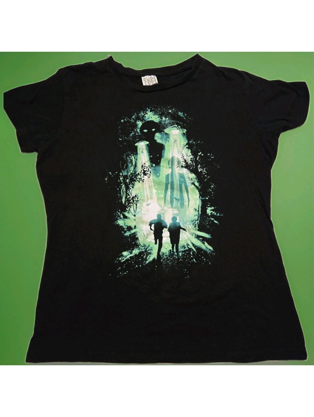 X-Files Loot Crate The Day Has Come T-Shirt Size Medium Mulder Scully